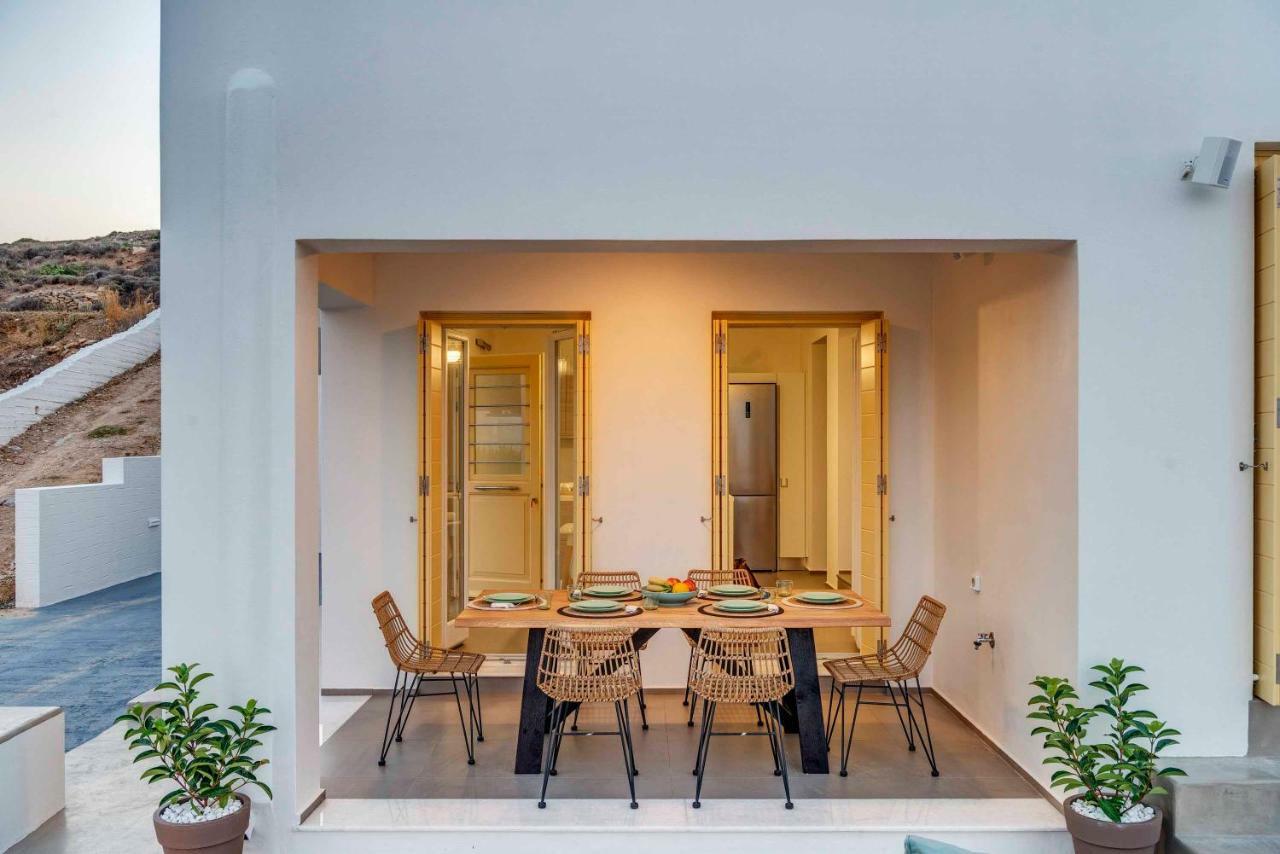 Villa Alba In Syros With Private Jacuzzi Azolimnos Exterior photo